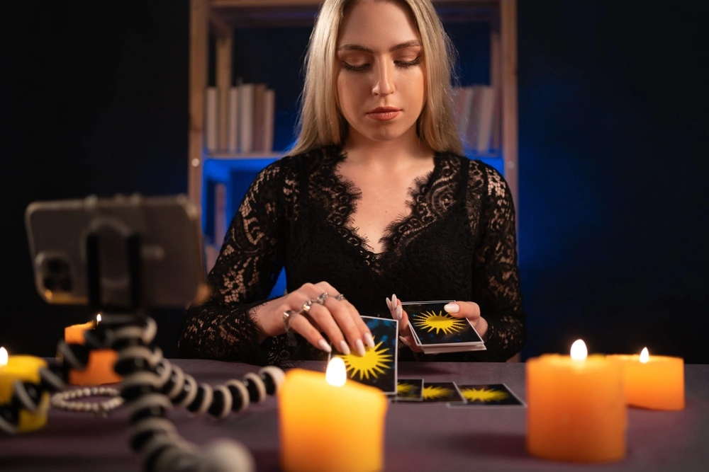 Astrology Services in Midtown Toronto – Discover Clarity
